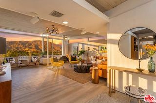 8554 Day Street, Sunland (los Angeles), CA 91040