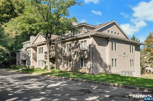 1 Parkside Terrace 1C, Woodland Park, NJ 07424