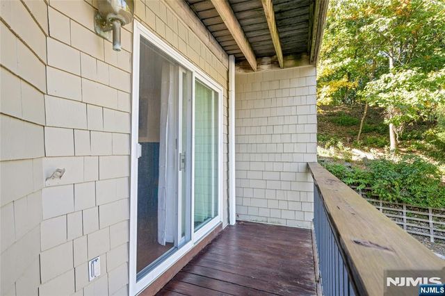 1 Parkside Terrace 1C, Woodland Park, NJ 07424