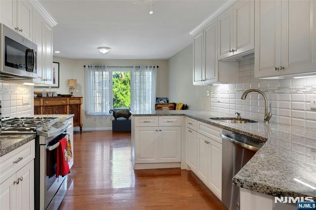 1 Parkside Terrace 1C, Woodland Park, NJ 07424