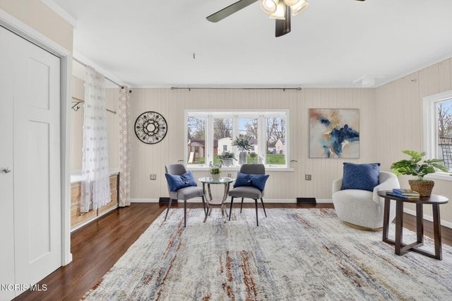 318 W South Boundary Street, Perrysburg, OH 43551