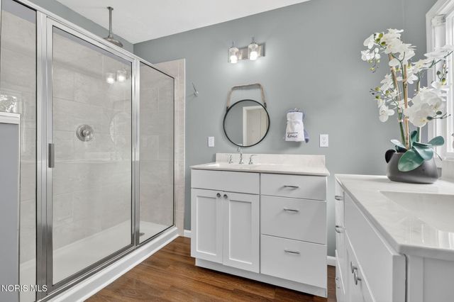 318 W South Boundary Street, Perrysburg, OH 43551