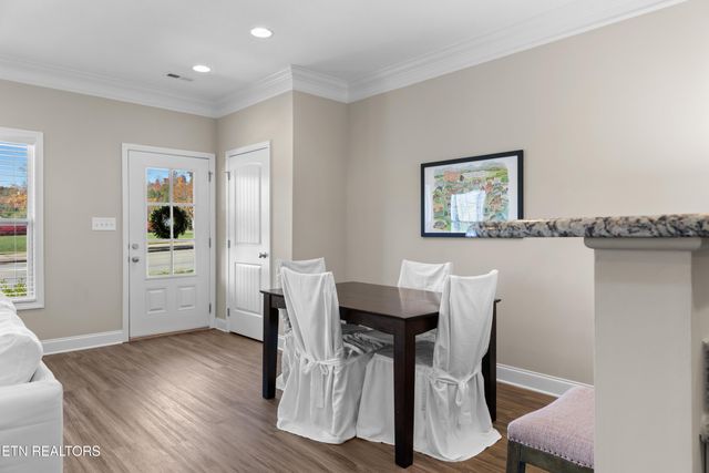 240 Broadberry Ave, Oak Ridge, TN 37830