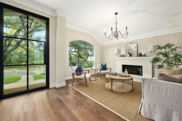 2801 Regents PARK, Austin, TX 78746