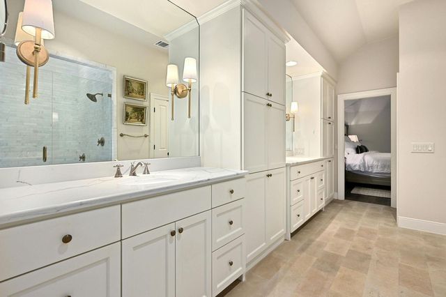 2801 Regents PARK, Austin, TX 78746