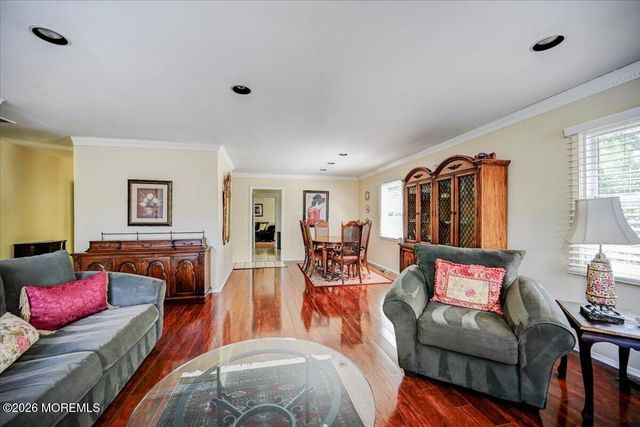 28 Morningside Drive, Old Bridge, NJ 08857