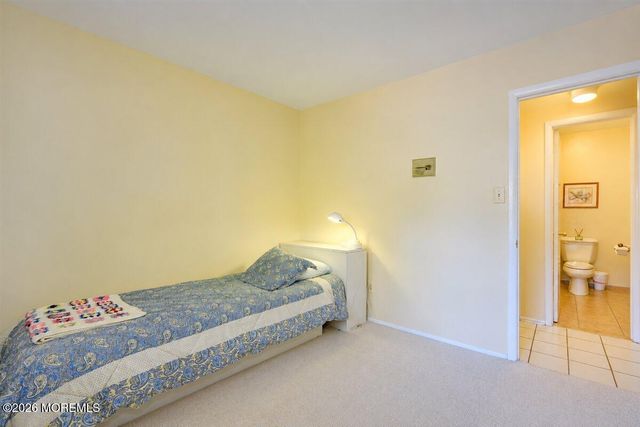 28 Morningside Drive, Old Bridge, NJ 08857