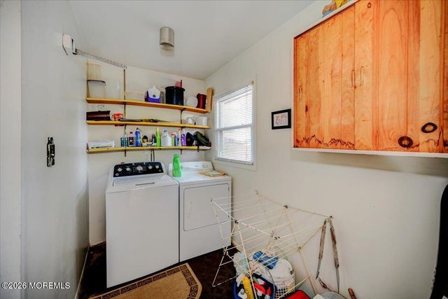 28 Morningside Drive, Old Bridge, NJ 08857