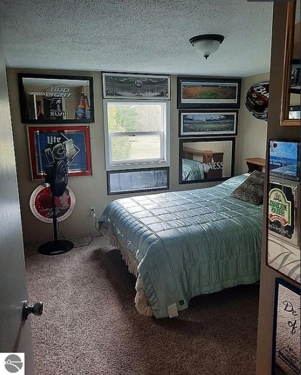 Image 9 of property listing at 5085 W Redstone Road, St Louis, MI 48880