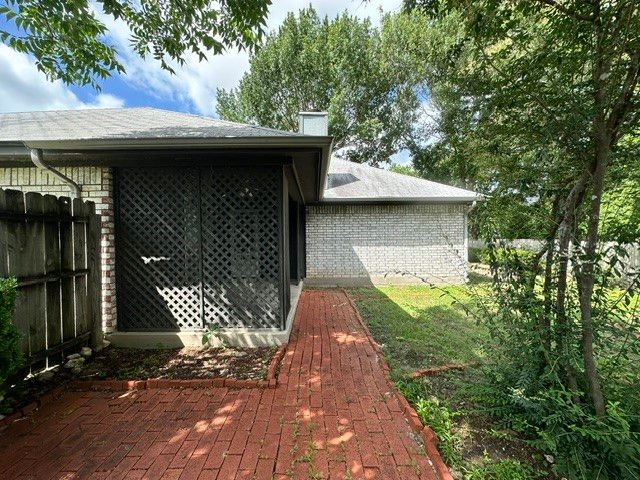 10212 Little Fox Court, Fort Worth, TX 76108