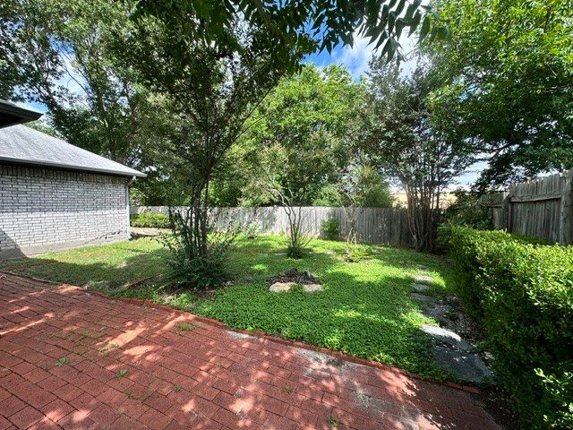 10212 Little Fox Court, Fort Worth, TX 76108