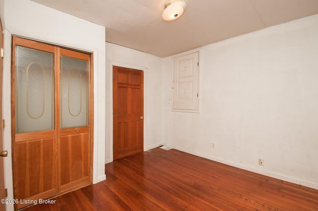 357 Ridgeway Ave, Louisville, KY 40207