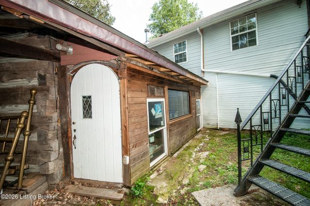 357 Ridgeway Ave, Louisville, KY 40207