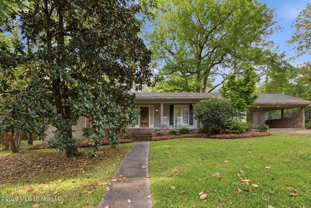 1527 Kimwood Circle, Jackson, MS 39211