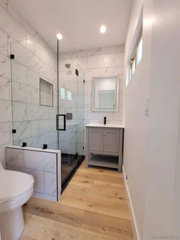 2434-2438 Broadway St., San Diego, CA 92102