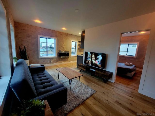 2434-2438 Broadway St., San Diego, CA 92102