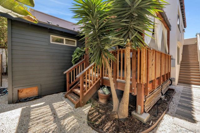 2434-2438 Broadway St., San Diego, CA 92102