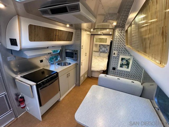 2434-2438 Broadway St., San Diego, CA 92102