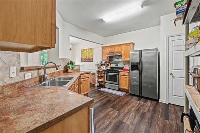 1357 Upshur Place NE, Buford, GA 30519