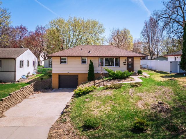 4530 Colorado Avenue N, Crystal, MN 55422