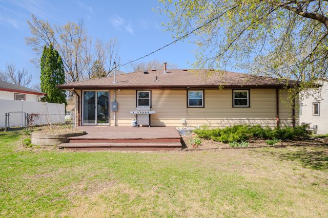 4530 Colorado Avenue N, Crystal, MN 55422