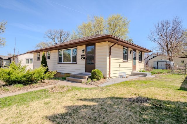 4530 Colorado Avenue N, Crystal, MN 55422