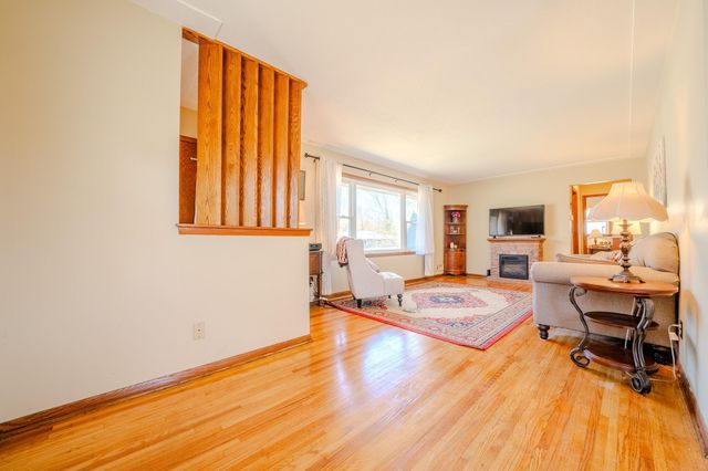 4530 Colorado Avenue N, Crystal, MN 55422