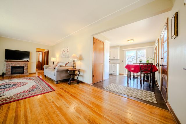 4530 Colorado Avenue N, Crystal, MN 55422