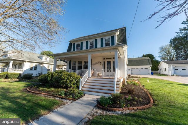 16 MAIN ST, Felton, PA 17322