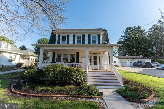 16 MAIN ST, Felton, PA 17322