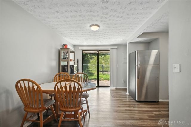 6850 Hubbard Drive, Huber Heights, OH 45424