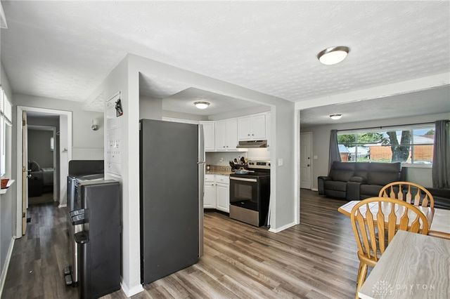 6850 Hubbard Drive, Huber Heights, OH 45424