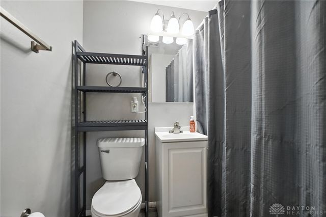 6850 Hubbard Drive, Huber Heights, OH 45424