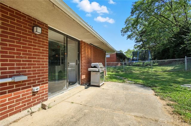 6850 Hubbard Drive, Huber Heights, OH 45424