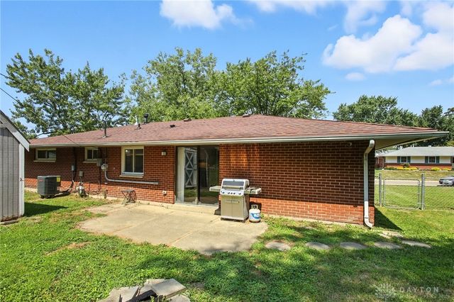 6850 Hubbard Drive, Huber Heights, OH 45424