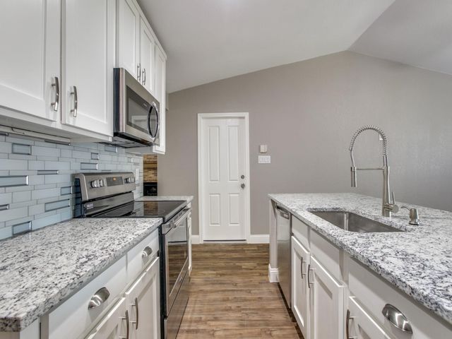 1419 Willow Run Drive, Duncanville, TX 75137