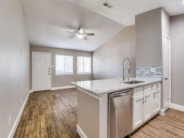1419 Willow Run Drive, Duncanville, TX 75137