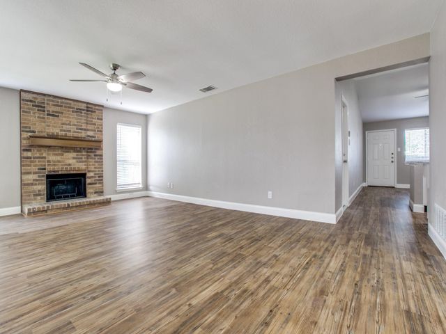 1419 Willow Run Drive, Duncanville, TX 75137