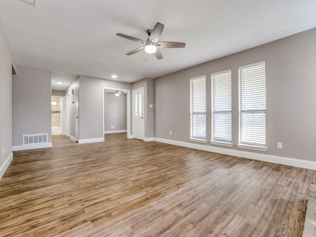 1419 Willow Run Drive, Duncanville, TX 75137
