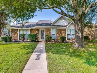 1419 Willow Run Drive, Duncanville, TX 75137