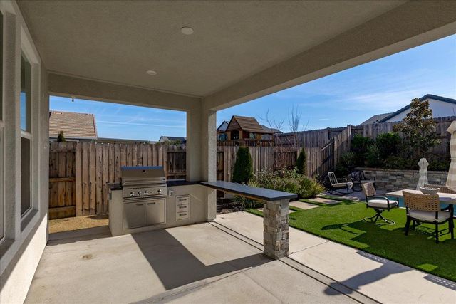 703 CORONADO Ct, Lincoln, CA 95648