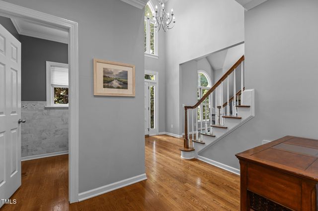 215 Collinson Drive, Chapel Hill, NC 27514