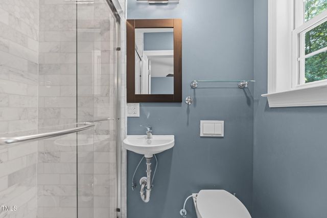 215 Collinson Drive, Chapel Hill, NC 27514