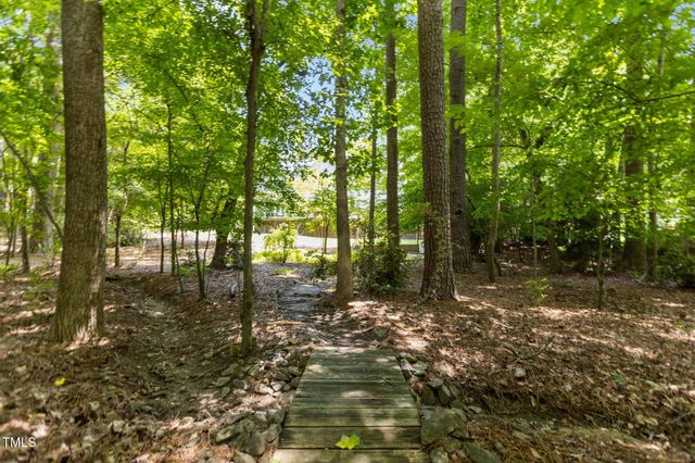 215 Collinson Drive, Chapel Hill, NC 27514