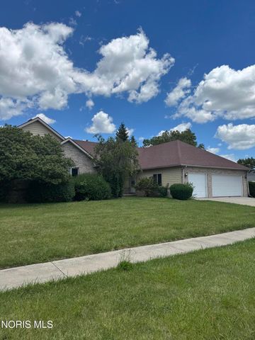 4213 Pearson Parkway, Oregon, OH 43616