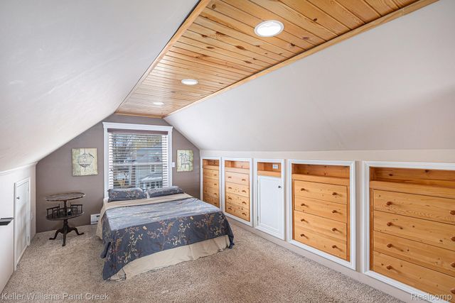 325 West Flint Street, Lake Orion Village, MI 48362