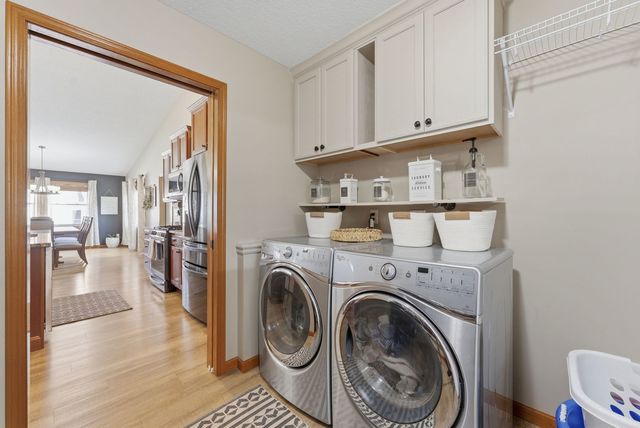 605 Danielle Court, Blue Grass, IA 52726