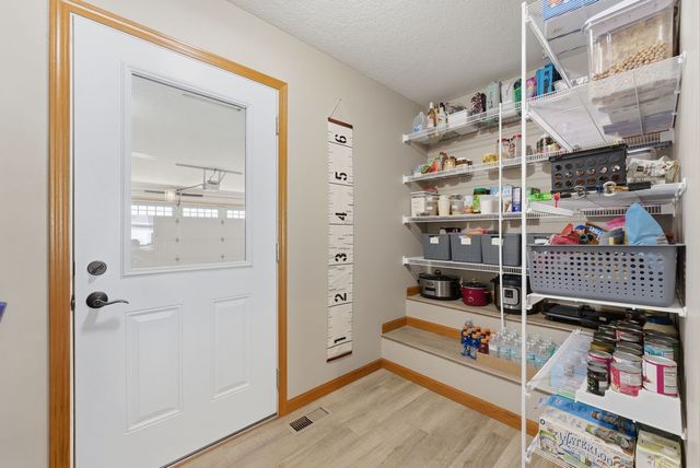 605 Danielle Court, Blue Grass, IA 52726