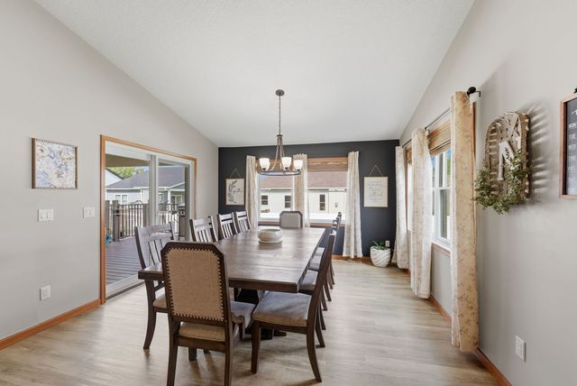 605 Danielle Court, Blue Grass, IA 52726