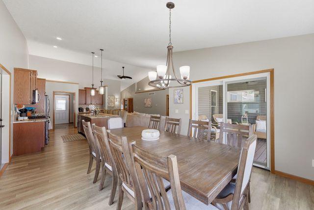 605 Danielle Court, Blue Grass, IA 52726